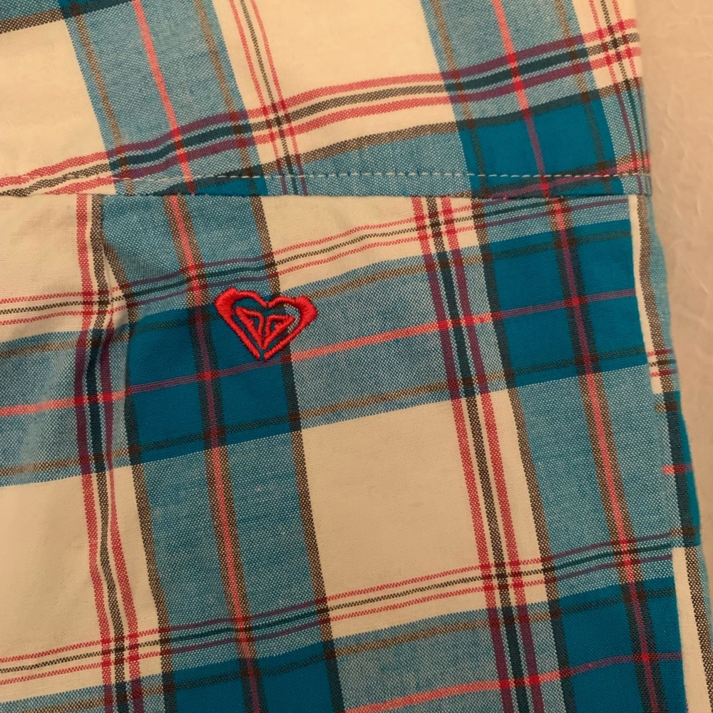 NWOT Roxy shorts - Picture 2 of 4